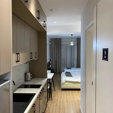 Tirana Stay Suites *