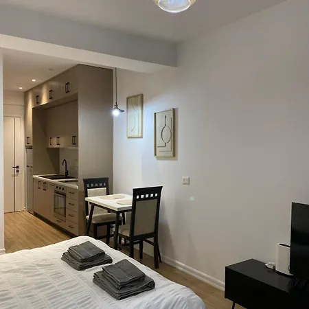 דירה Tirana Stay Suites *