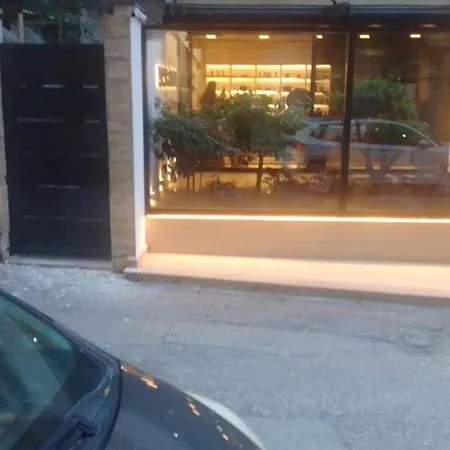 דירה Tirana Stay Suites *